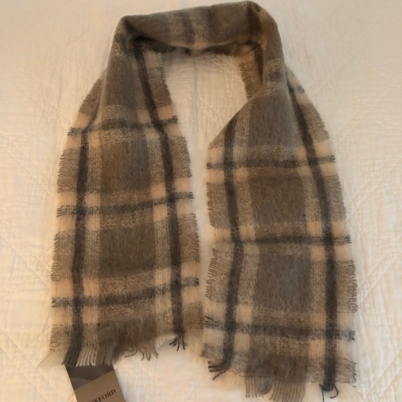 NWT Foxford Plaid Wool Scarf - Made in Ireland (75% Mohair, 20% Wool, 5% Nylon) - Picture 2 of 11